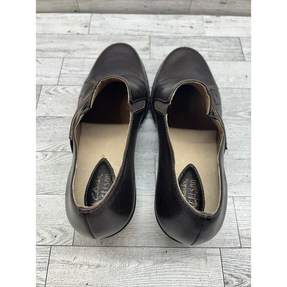 Clark's Artisan Womens Brown Leather Slip On Heels Elastic Stretch Sz 8.5M 73388